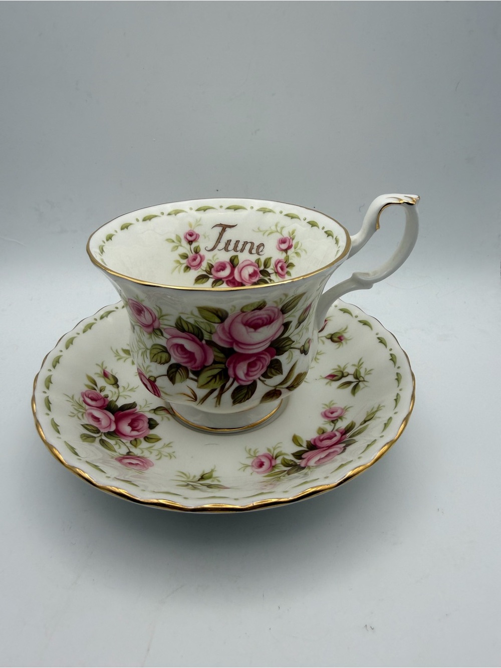 VTG 70s Royal Albert White Bone Pink Roses China Tea Cup Saucer set